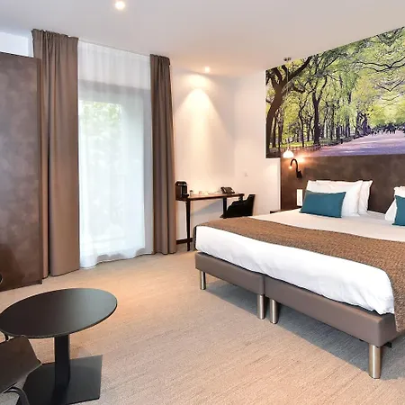 Hotel Park & 4*