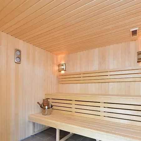 Bw Park & Hotel La Rochelle (Charente-Maritime)